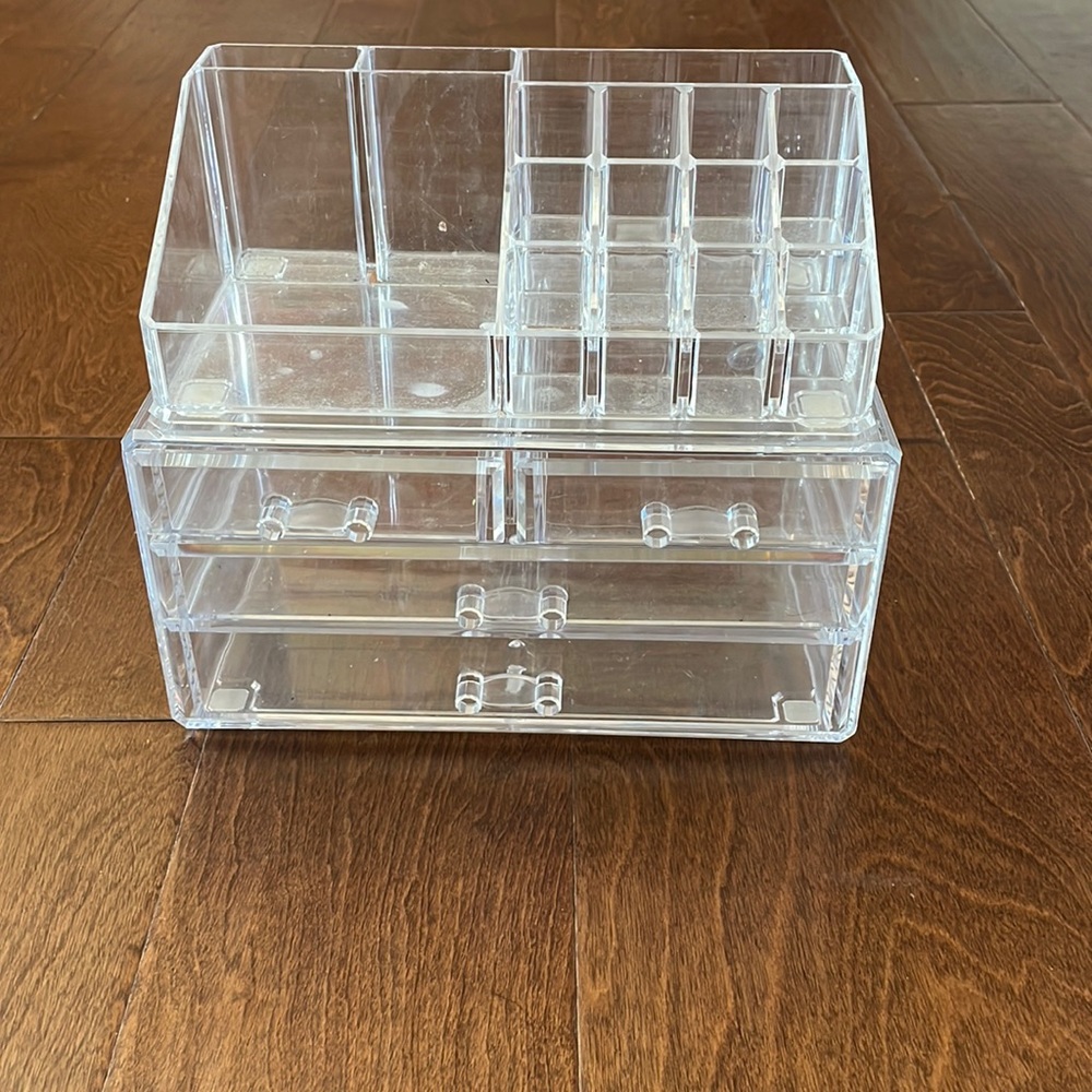 Clear Makeup Organizer